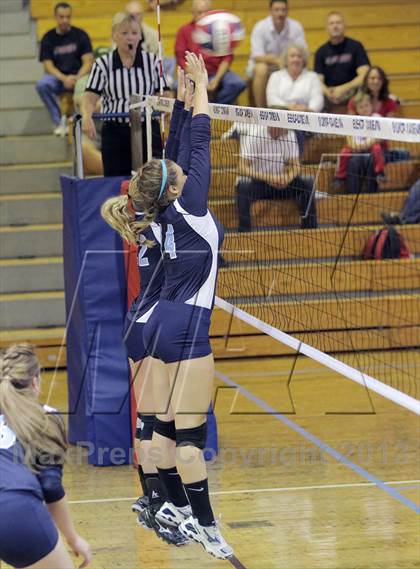 Thumbnail 1 in Avonworth @ Canevin Catholic photogallery.