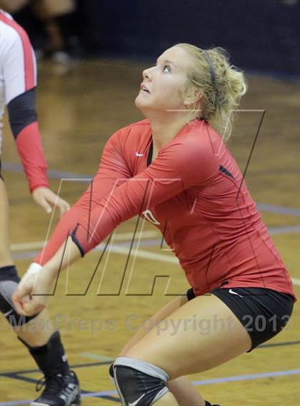 Thumbnail 3 in Avonworth @ Canevin Catholic photogallery.