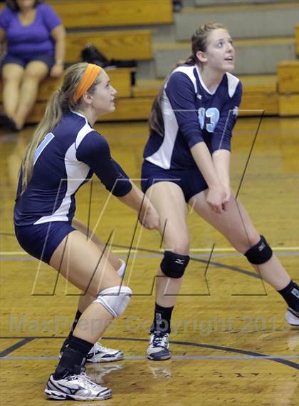 Thumbnail 3 in Avonworth @ Canevin Catholic photogallery.