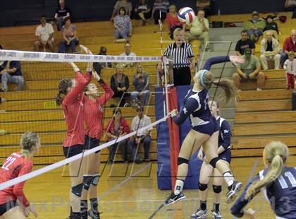Thumbnail 2 in Avonworth @ Canevin Catholic photogallery.