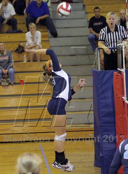 Thumbnail 2 in Avonworth @ Canevin Catholic photogallery.