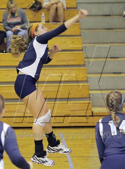 Thumbnail 3 in Avonworth @ Canevin Catholic photogallery.