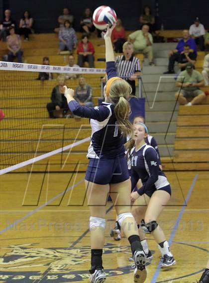 Thumbnail 1 in Avonworth @ Canevin Catholic photogallery.