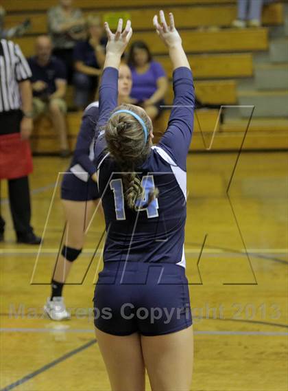 Thumbnail 2 in Avonworth @ Canevin Catholic photogallery.