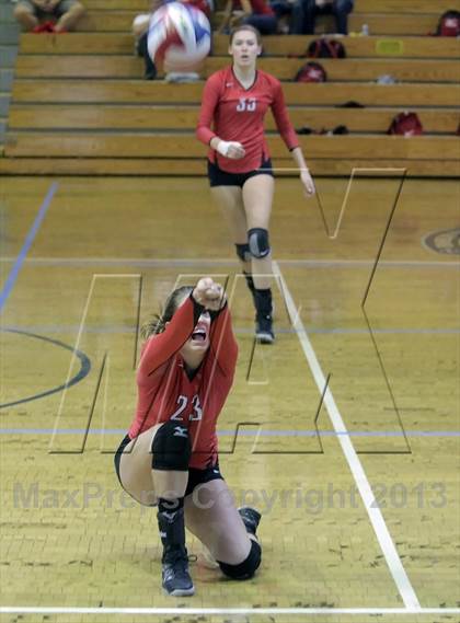 Thumbnail 3 in Avonworth @ Canevin Catholic photogallery.