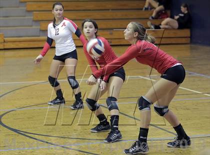 Thumbnail 3 in Avonworth @ Canevin Catholic photogallery.