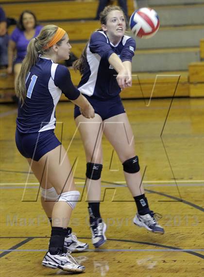 Thumbnail 1 in Avonworth @ Canevin Catholic photogallery.