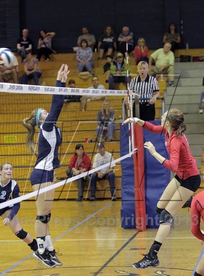 Thumbnail 3 in Avonworth @ Canevin Catholic photogallery.