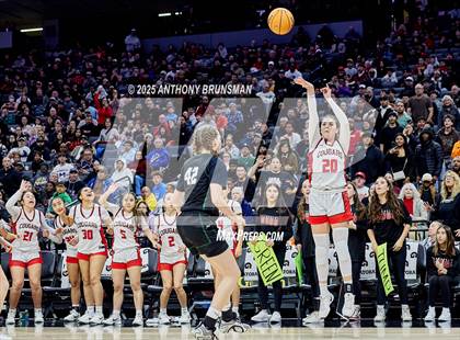 Thumbnail 2 in Sage Hill vs Carondelet (CIF State D1 Final) photogallery.
