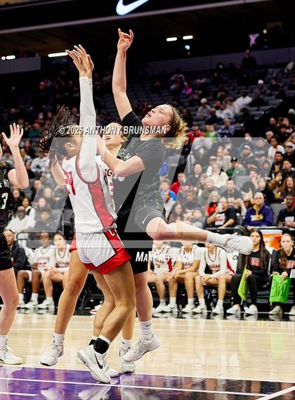 Thumbnail 3 in Sage Hill vs Carondelet (CIF State D1 Final) photogallery.
