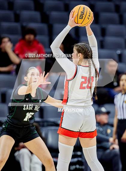 Thumbnail 2 in Sage Hill vs Carondelet (CIF State D1 Final) photogallery.