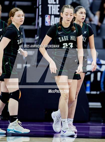 Thumbnail 3 in Sage Hill vs Carondelet (CIF State D1 Final) photogallery.