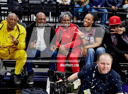 Thumbnail 2 in Sage Hill vs Carondelet (CIF State D1 Final) photogallery.