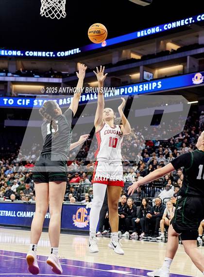 Thumbnail 2 in Sage Hill vs Carondelet (CIF State D1 Final) photogallery.