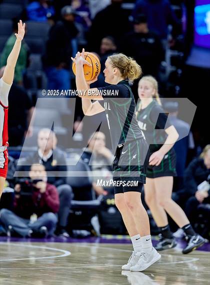 Thumbnail 1 in Sage Hill vs Carondelet (CIF State D1 Final) photogallery.