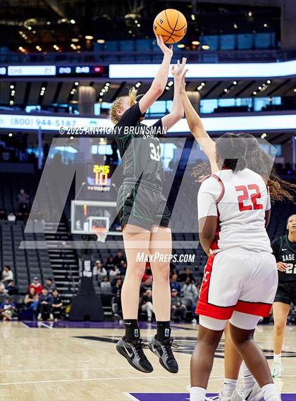 Thumbnail 2 in Sage Hill vs Carondelet (CIF State D1 Final) photogallery.