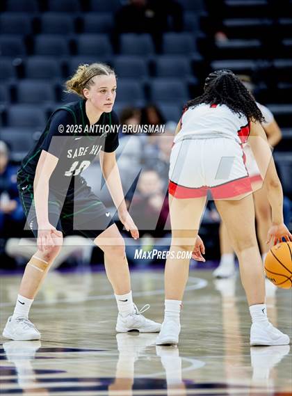 Thumbnail 1 in Sage Hill vs Carondelet (CIF State D1 Final) photogallery.