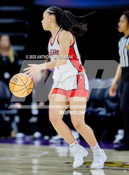 Thumbnail 3 in Sage Hill vs Carondelet (CIF State D1 Final) photogallery.