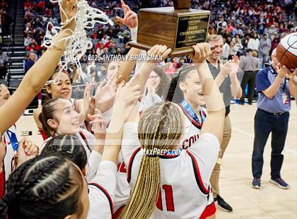 Thumbnail 2 in Sage Hill vs Carondelet (CIF State D1 Final) photogallery.