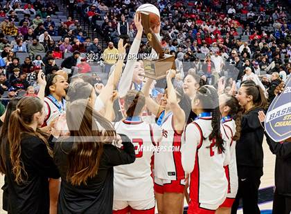 Thumbnail 3 in Sage Hill vs Carondelet (CIF State D1 Final) photogallery.
