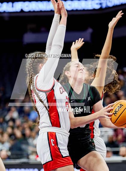 Thumbnail 2 in Sage Hill vs Carondelet (CIF State D1 Final) photogallery.