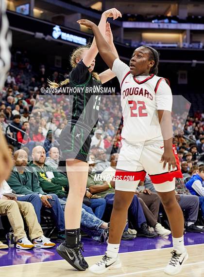 Thumbnail 1 in Sage Hill vs Carondelet (CIF State D1 Final) photogallery.