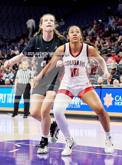 Thumbnail 2 in Sage Hill vs Carondelet (CIF State D1 Final) photogallery.