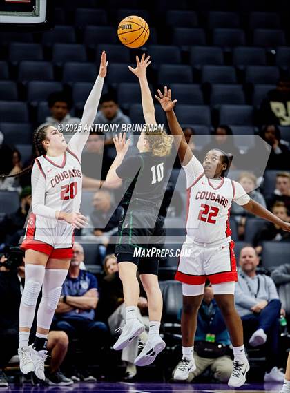Thumbnail 3 in Sage Hill vs Carondelet (CIF State D1 Final) photogallery.