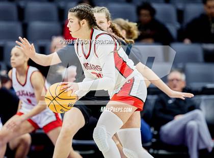 Thumbnail 2 in Sage Hill vs Carondelet (CIF State D1 Final) photogallery.