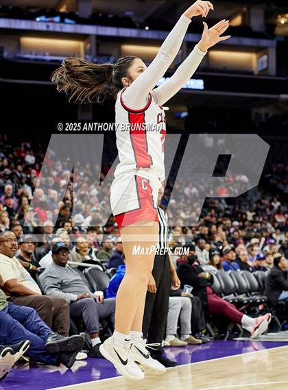 Thumbnail 3 in Sage Hill vs Carondelet (CIF State D1 Final) photogallery.