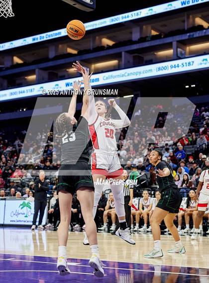 Thumbnail 3 in Sage Hill vs Carondelet (CIF State D1 Final) photogallery.