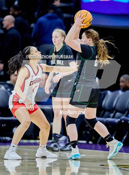 Thumbnail 2 in Sage Hill vs Carondelet (CIF State D1 Final) photogallery.