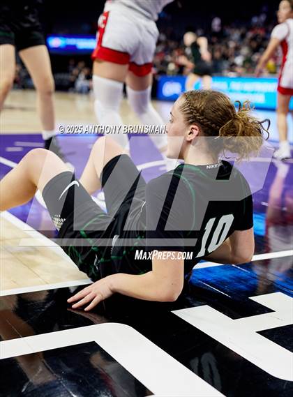 Thumbnail 3 in Sage Hill vs Carondelet (CIF State D1 Final) photogallery.