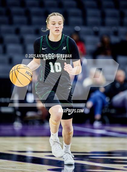 Thumbnail 2 in Sage Hill vs Carondelet (CIF State D1 Final) photogallery.
