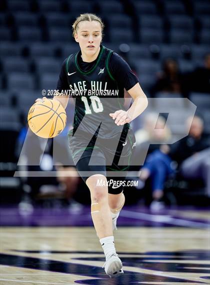 Thumbnail 3 in Sage Hill vs Carondelet (CIF State D1 Final) photogallery.