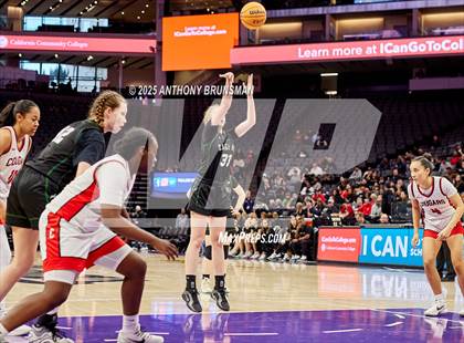 Thumbnail 3 in Sage Hill vs Carondelet (CIF State D1 Final) photogallery.