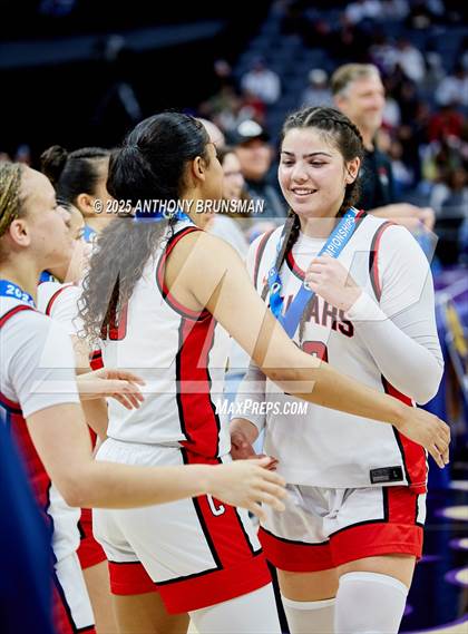 Thumbnail 1 in Sage Hill vs Carondelet (CIF State D1 Final) photogallery.