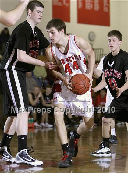 Thumbnail 3 in Niagara-Wheatfield vs Clarence (Section VI AA Prequarterfinal) photogallery.