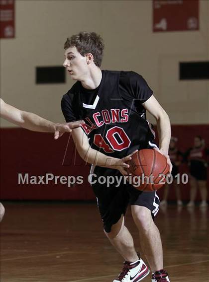 Thumbnail 2 in Niagara-Wheatfield vs Clarence (Section VI AA Prequarterfinal) photogallery.