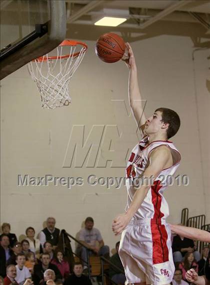 Thumbnail 2 in Niagara-Wheatfield vs Clarence (Section VI AA Prequarterfinal) photogallery.
