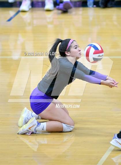 Thumbnail 3 in Crowley @ Weatherford photogallery.