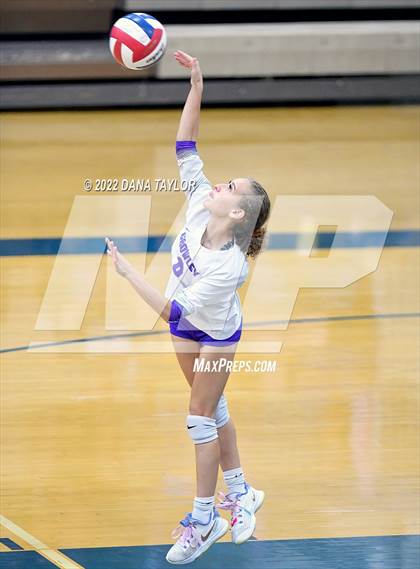 Thumbnail 3 in Crowley @ Weatherford photogallery.