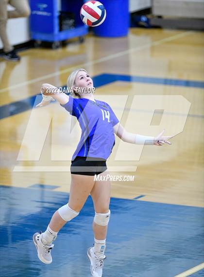 Thumbnail 2 in Crowley @ Weatherford photogallery.
