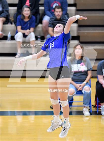 Thumbnail 3 in Crowley @ Weatherford photogallery.