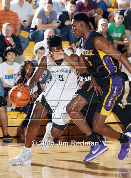 Thumbnail 2 in Montverde Academy vs. Spain Park (City of Palms Classic) photogallery.