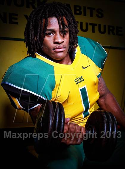 Thumbnail 3 in University (Preseason Top 25 Photo Shoot) photogallery.