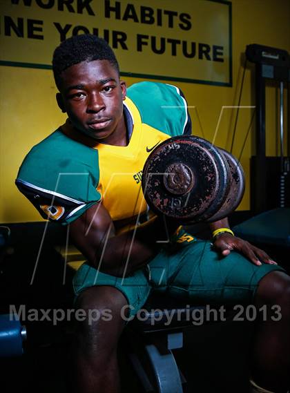 Thumbnail 1 in University (Preseason Top 25 Photo Shoot) photogallery.