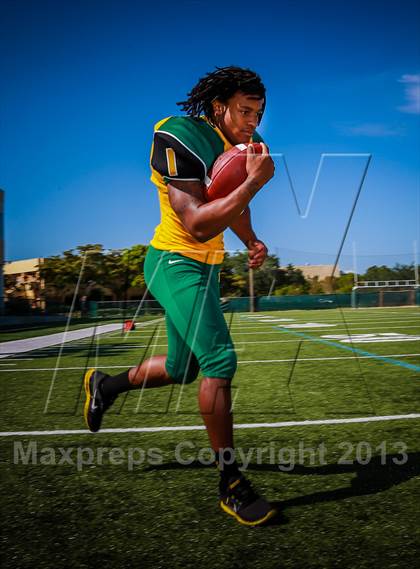 Thumbnail 2 in University (Preseason Top 25 Photo Shoot) photogallery.
