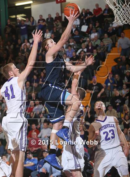 Thumbnail 3 in Lake George vs Waterville (NYSPHSAA Class C Final) photogallery.