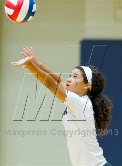 Thumbnail 3 in Brennan vs. Clark (NISD Volleyball Tournament) photogallery.